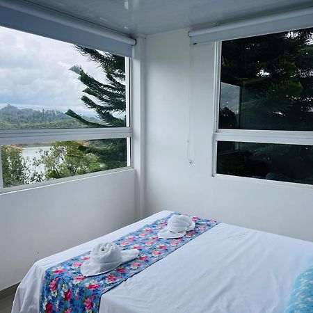 Paradise Lake Finca Hotel Guatape Exterior photo