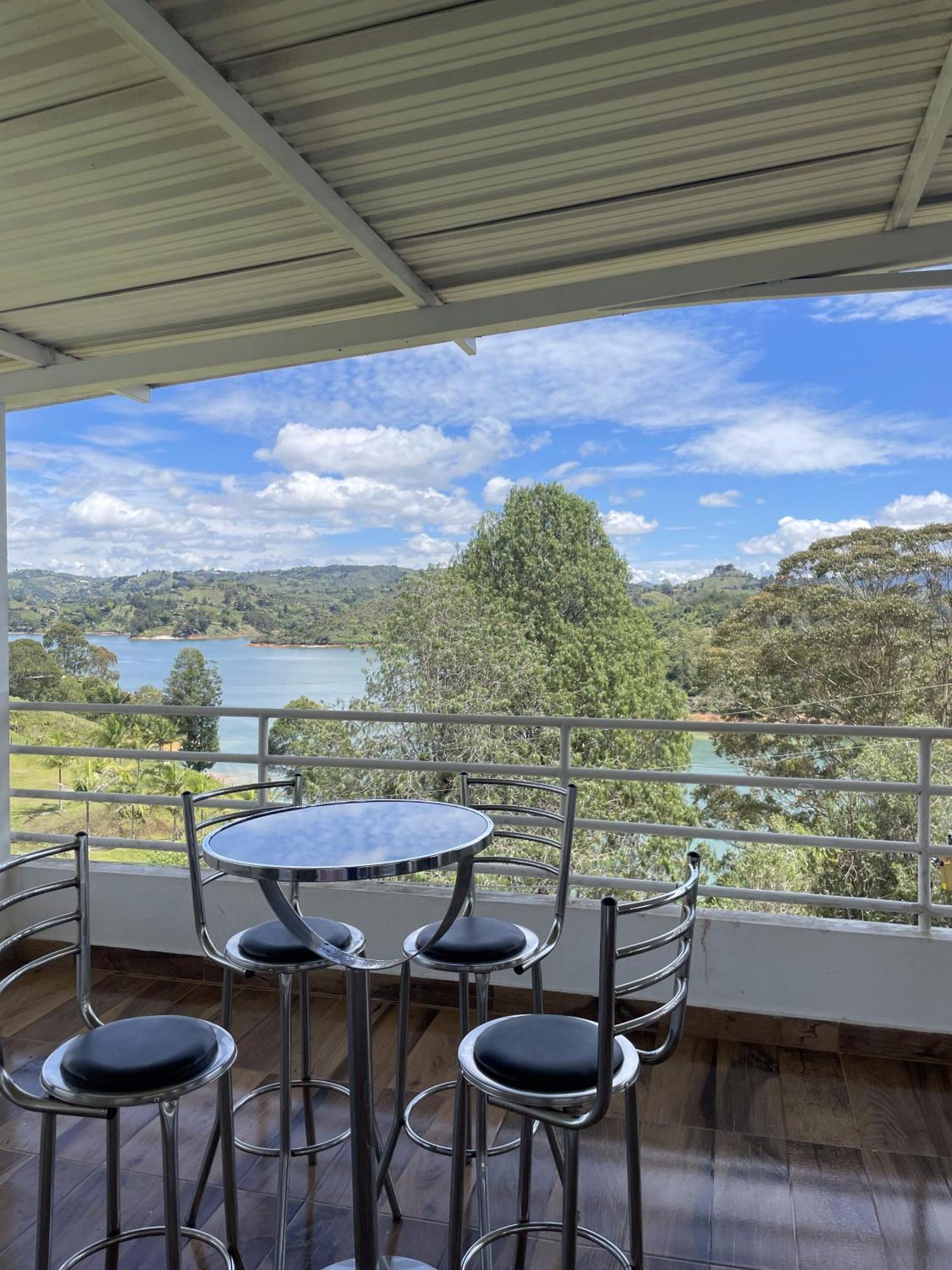 Paradise Lake Finca Hotel Guatape Exterior photo
