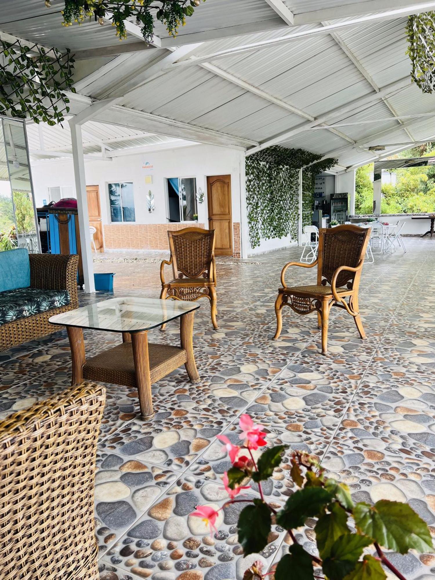 Paradise Lake Finca Hotel Guatape Exterior photo